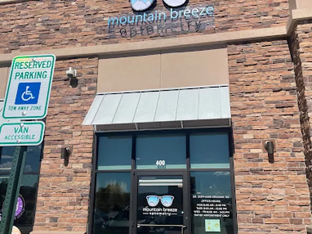 Inside Mountain Breeze Optometry & Aesthetics