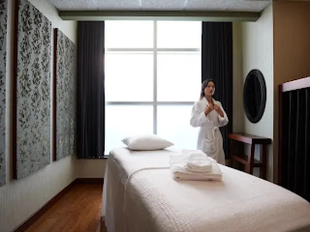 Inside LifeSpa