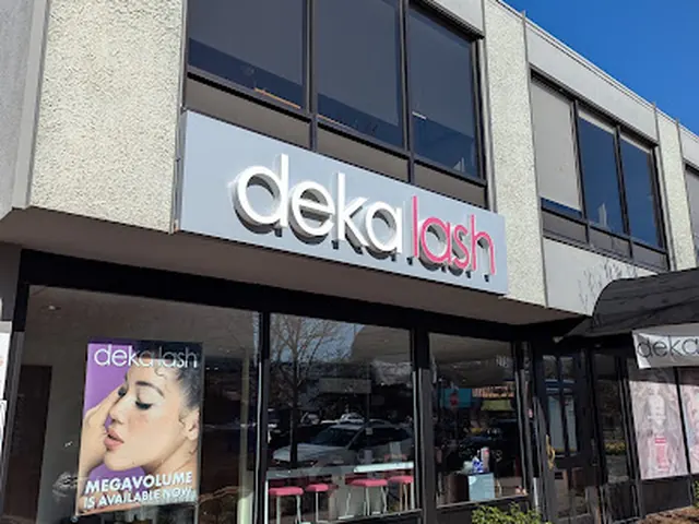 Inside Deka Lash
